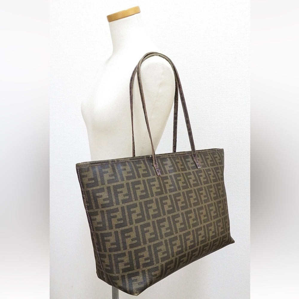Fendi Logo Patterned Brown Shoulder Bag